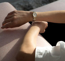Load image into Gallery viewer, Aurora Leather 26mm Silver White
