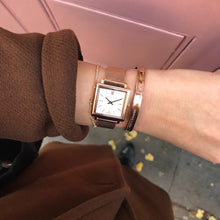 Load image into Gallery viewer, Classic Gold Bangle