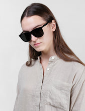 Load image into Gallery viewer, Black Wayfarer Sunglasses
